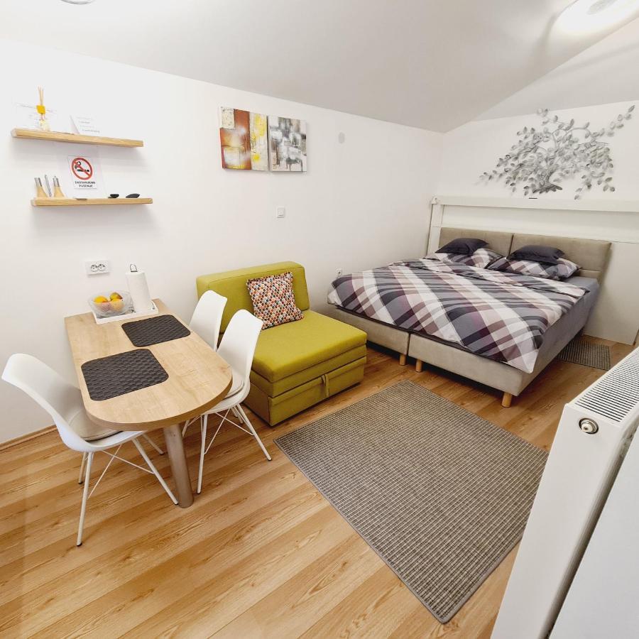 Cozy Studio Apartment Tian In Zagreb Exterior foto